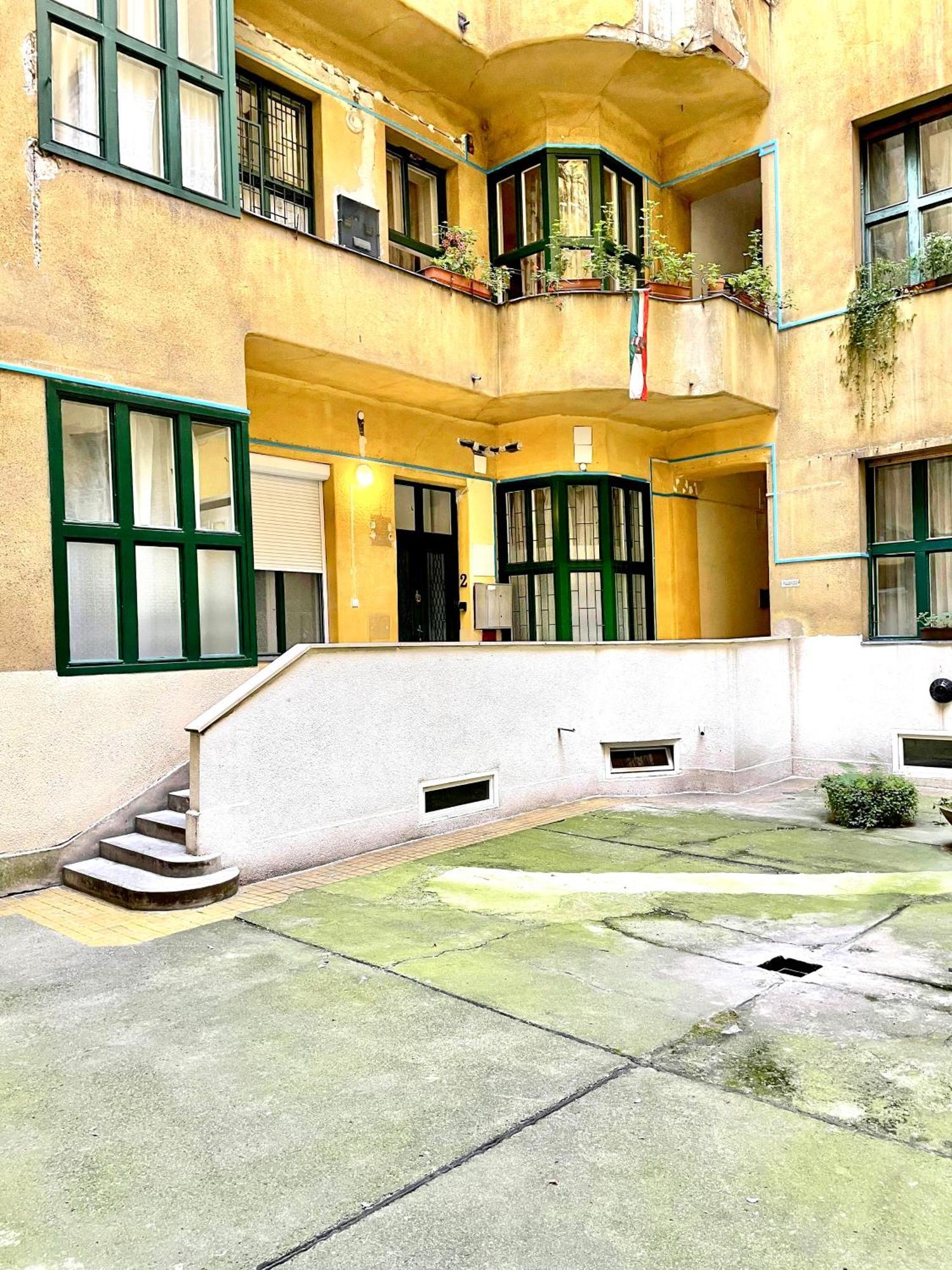 Junior Orange Apartment Next To Danube Budapest Exteriör bild